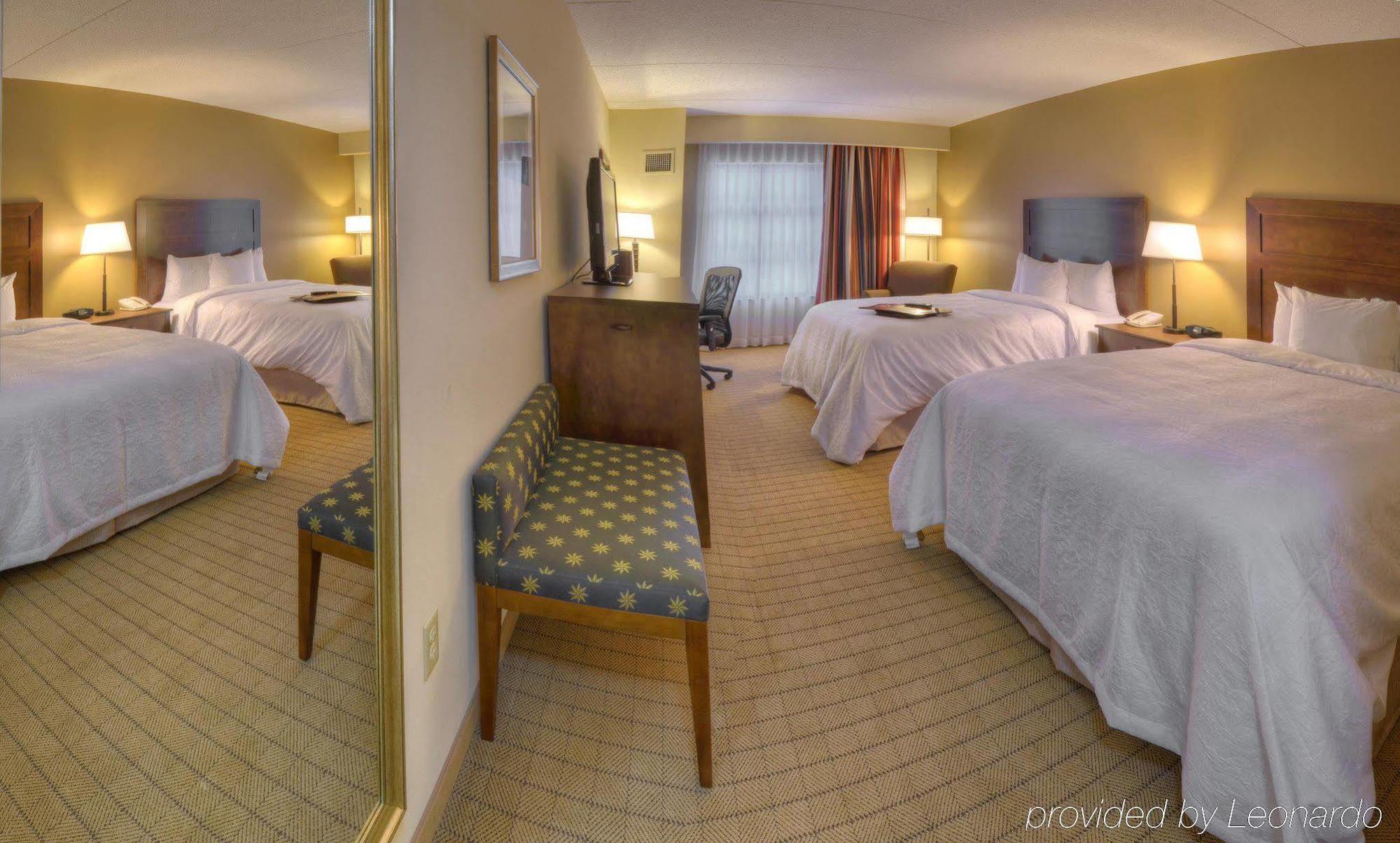Hampton Inn Columbus/South-Fort Benning Exterior foto